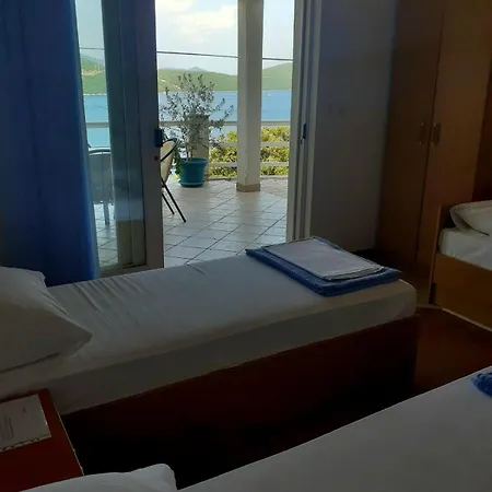 Roko * Neum